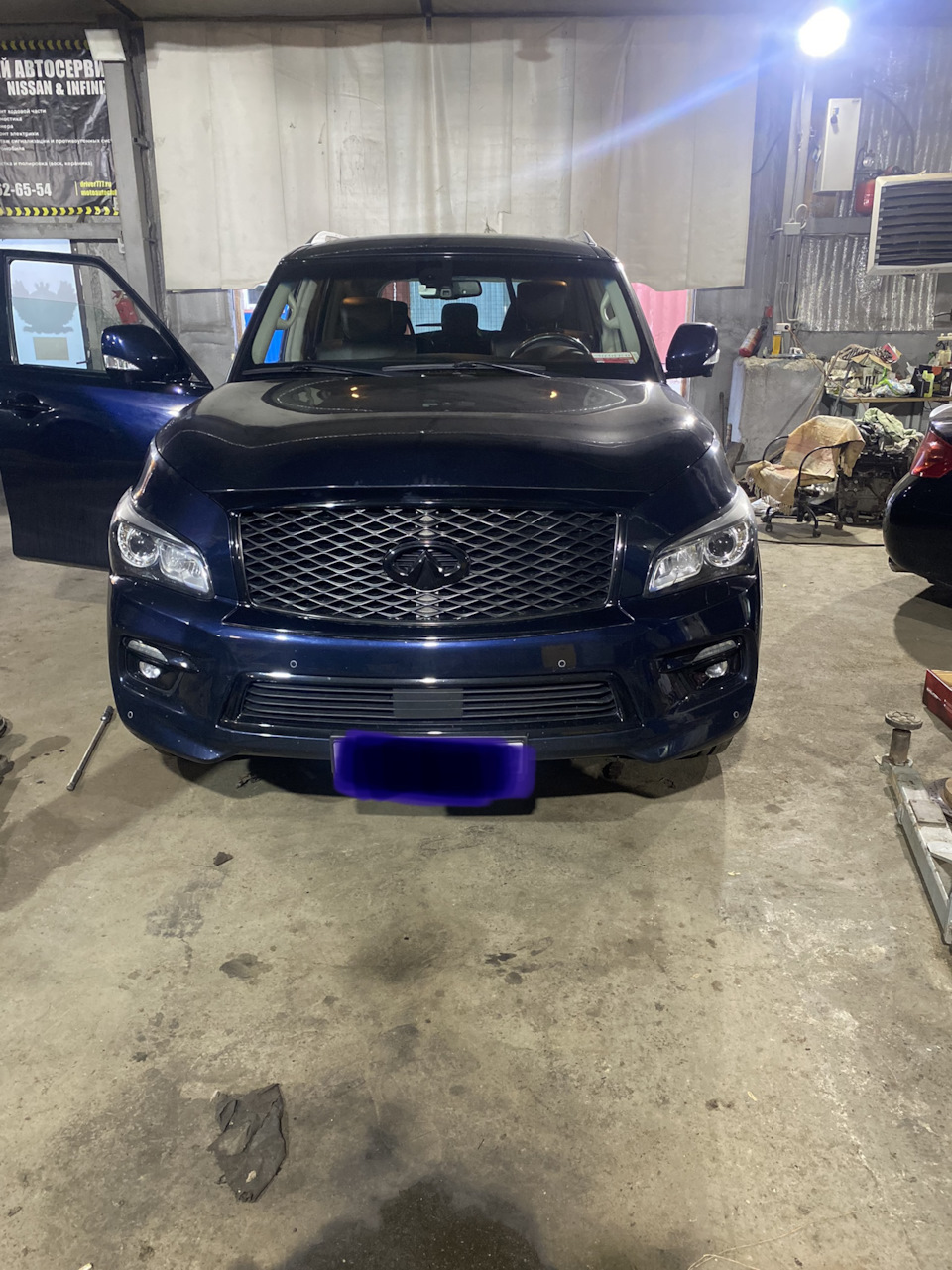 Ожидает завершения процесса☺️ — Infiniti QX80