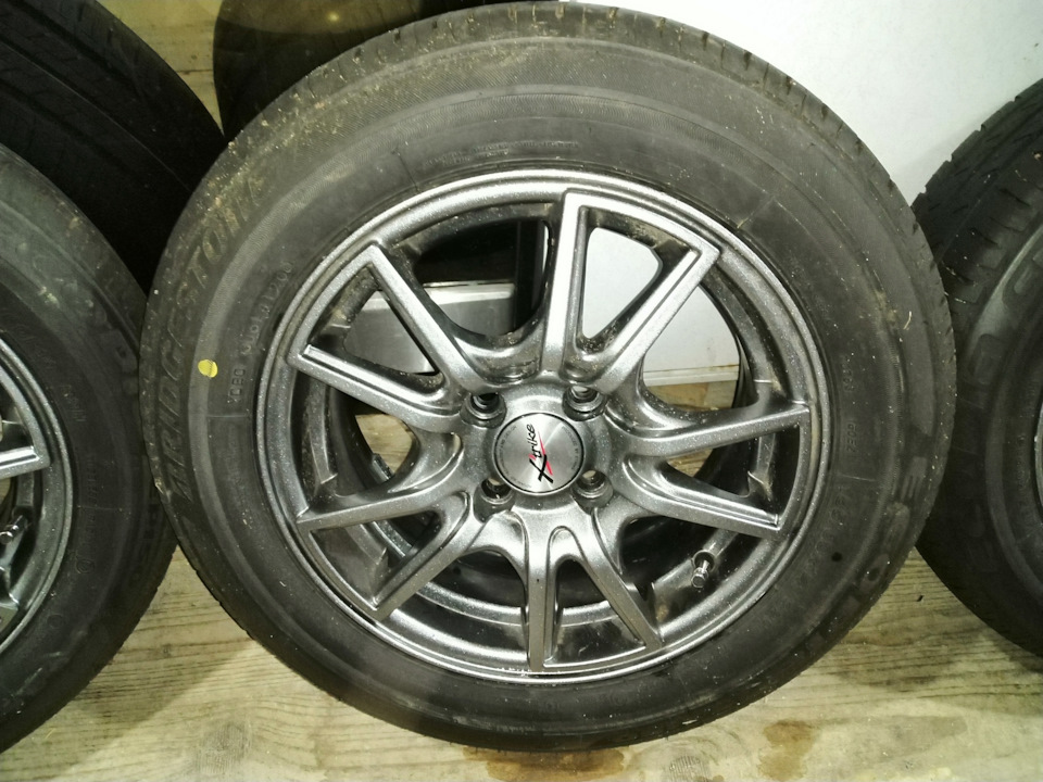 Шины летние Bridgestone 185/60 R14, литые диски Xstraik 5Jx14 ET0 4x100 ...