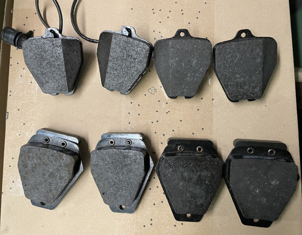 Bosch 0 986 424 705. Колодки audi 100. Колодки audi 100. Передние тормозные колодки ауди 100 с3 1. 8.
