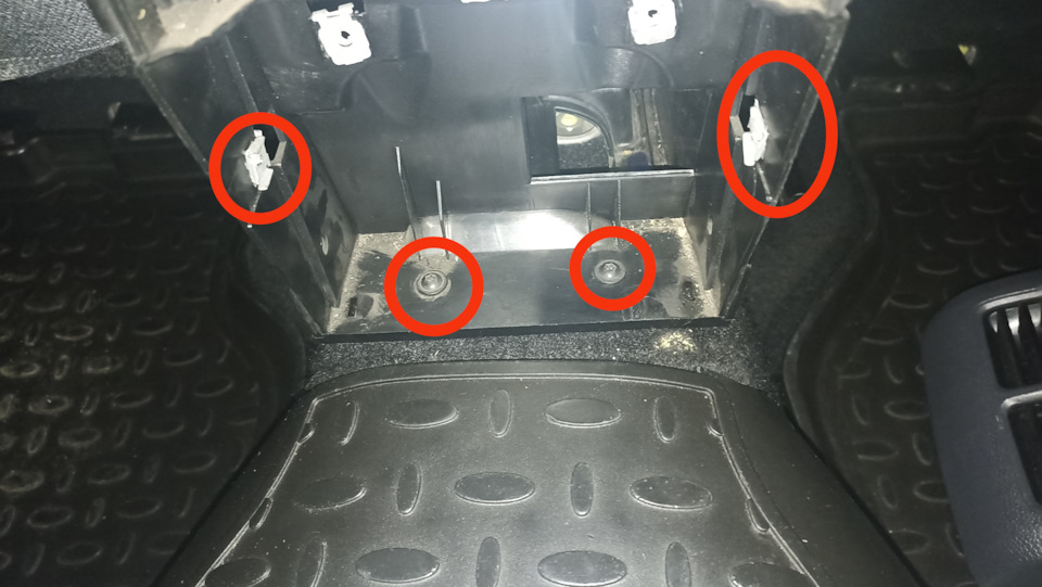 Регулировка ручника без снятия сидений. — Volkswagen Golf Mk5, 1,4 л ...