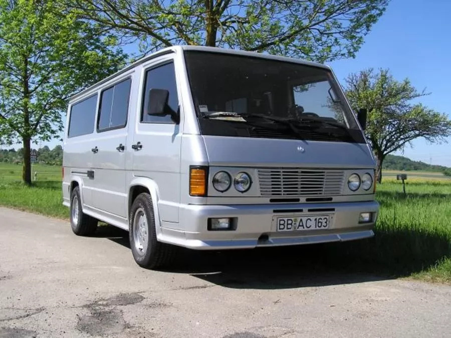 Годных фото этому красавцу! - Mercedes-Benz MB100, 2,4 л, 1992 года фотография D