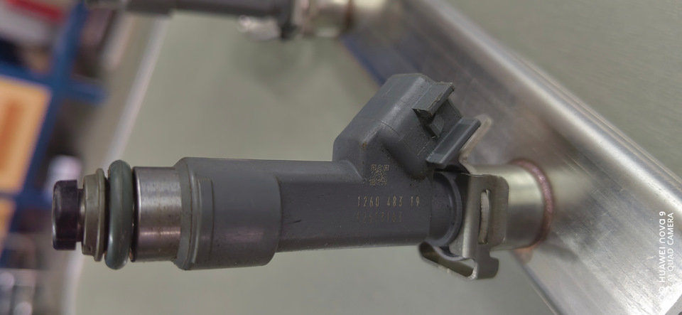 Замена топливных форсунок (бензин 2.4) на моей Каптиве. Оригинал GM ...