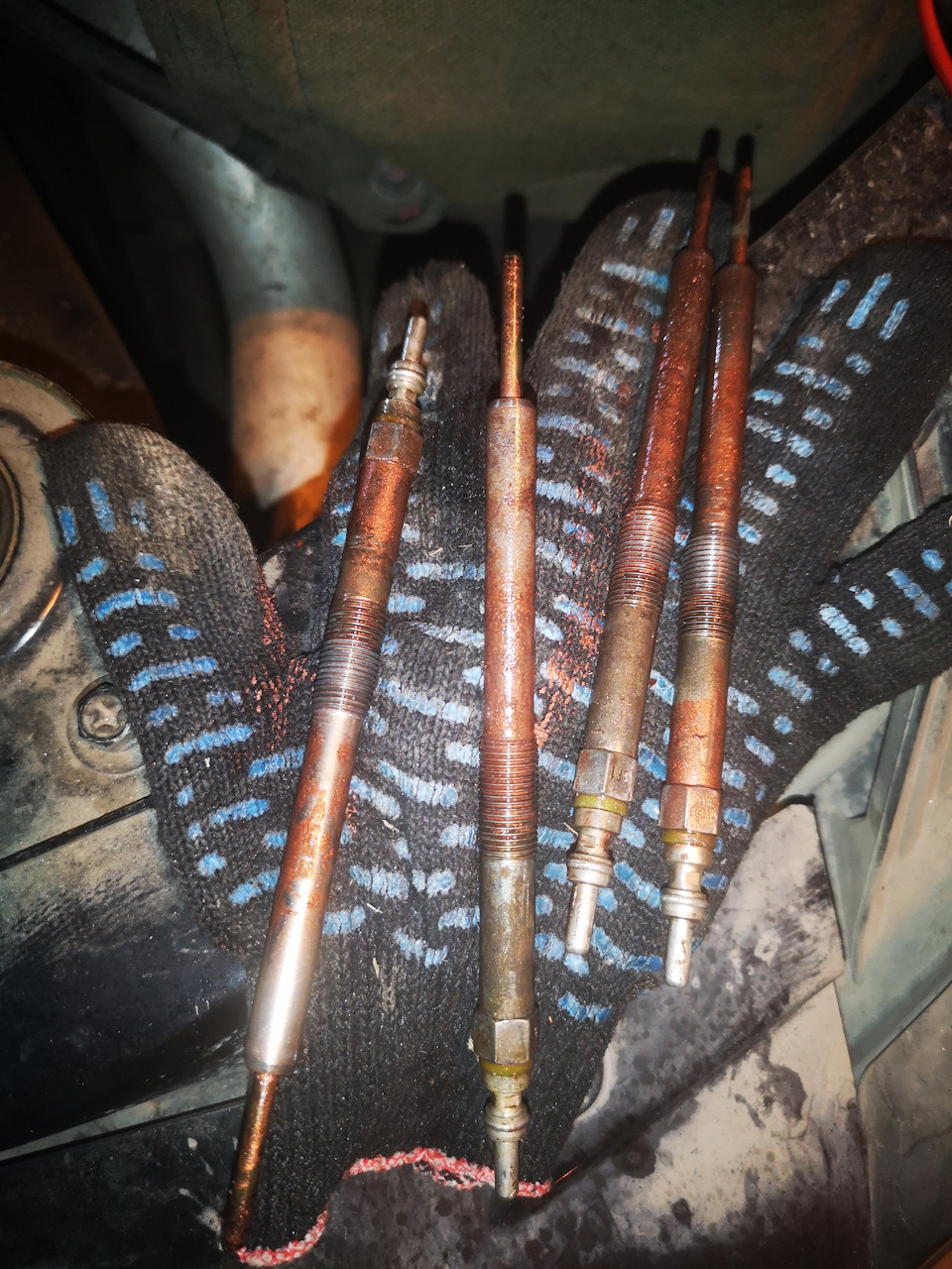 Замена свечей накаливания — DRIVE2