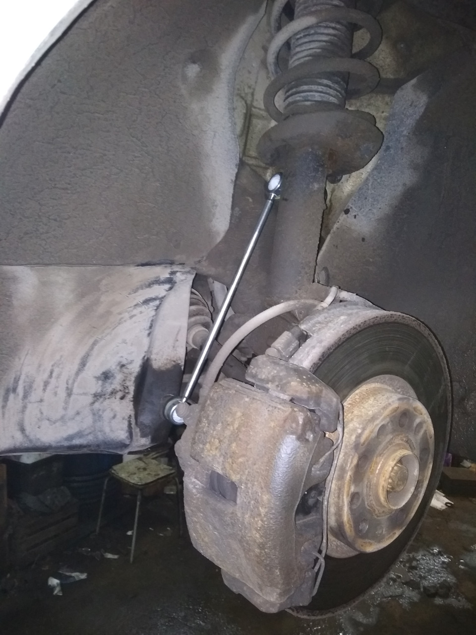 Стойка стабилизатора — Volkswagen Passat B6, 2 л, 2008 года ...
