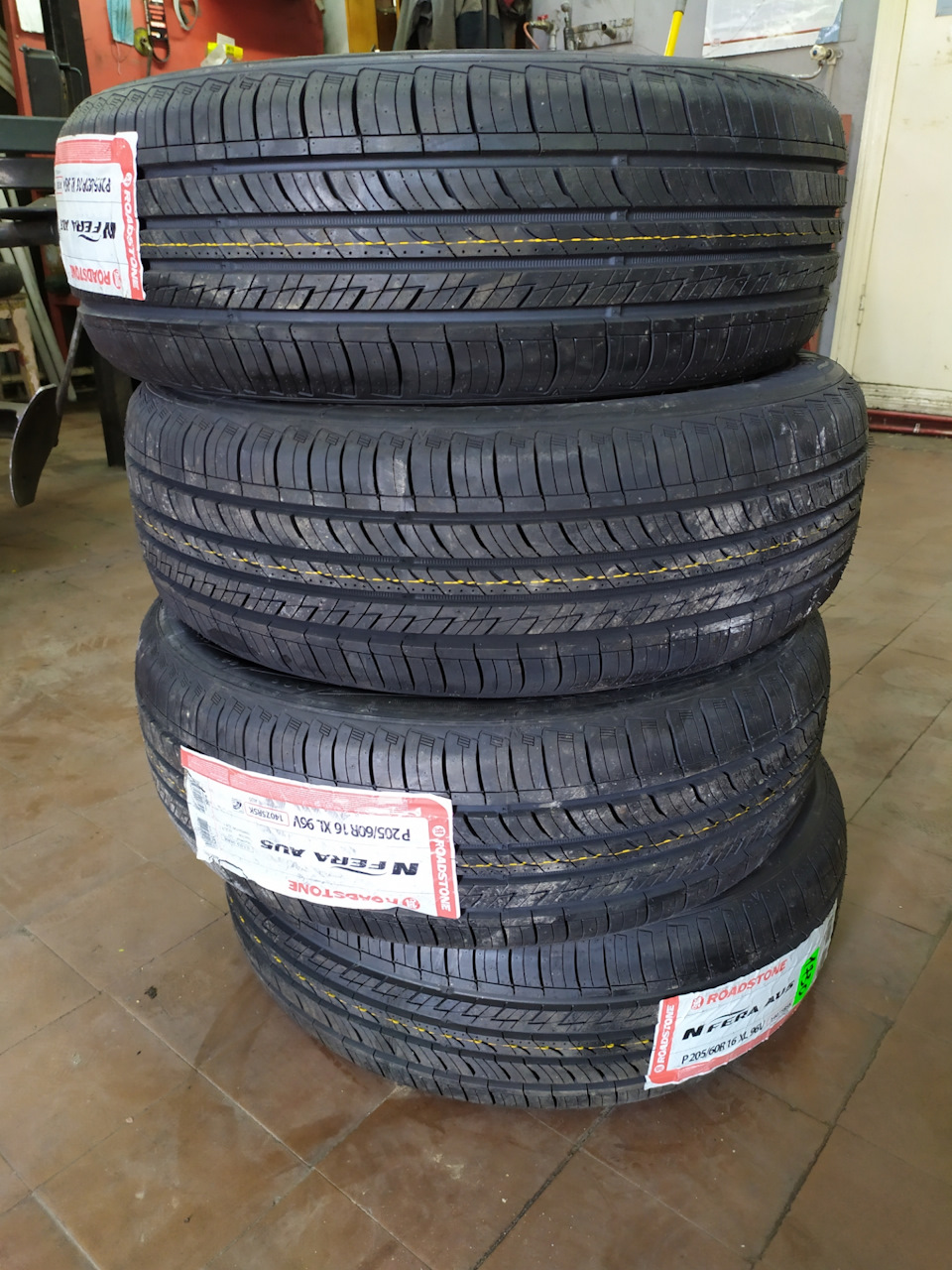 Новая летняя резина RoadStone Nfera Au5 — Honda Accord (7G), 2 л, 2004 ...