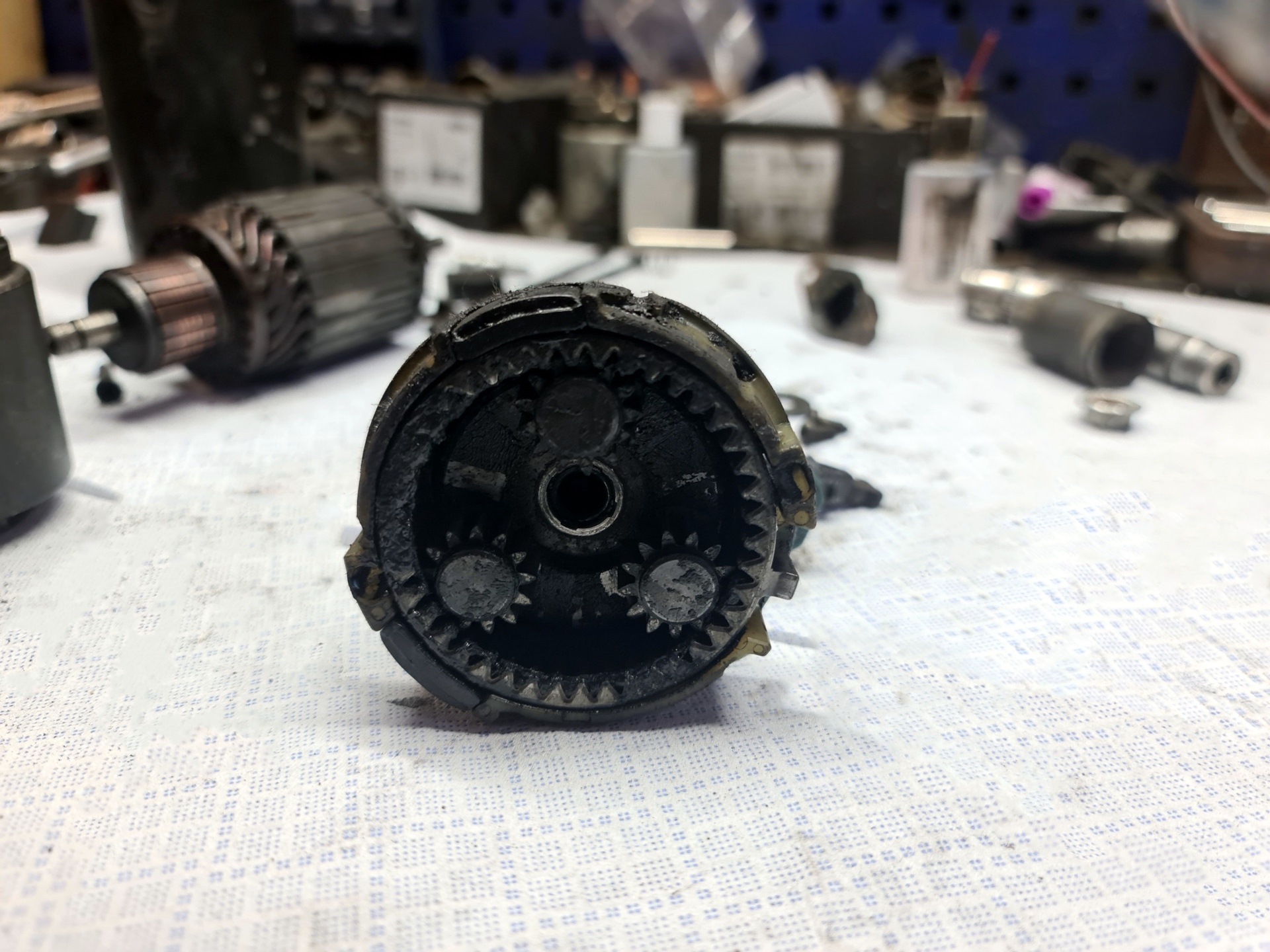 Ремонт стартера Audi — Вольтаж сервис на DRIVE2