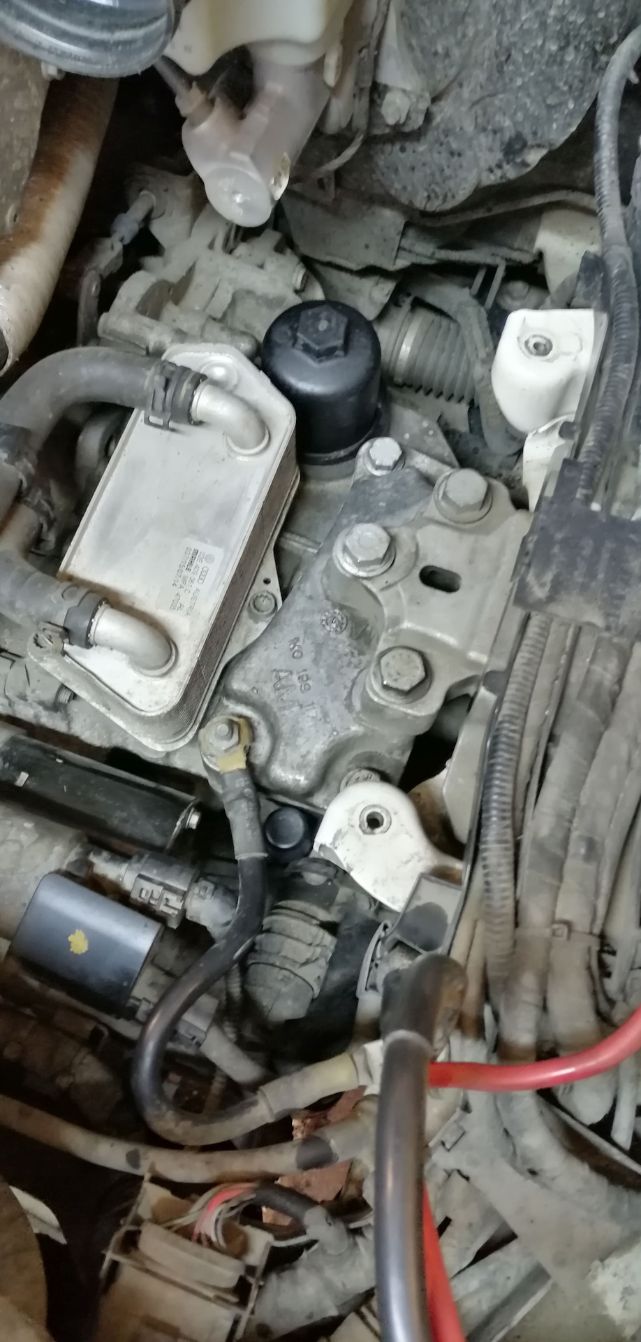 Ети замена теплообменника. Термостат шкода йети 1. Замена подушки дсг шкода етти. Замена масла в дсг шкода йети. Шкода етти замена масла в дсг.