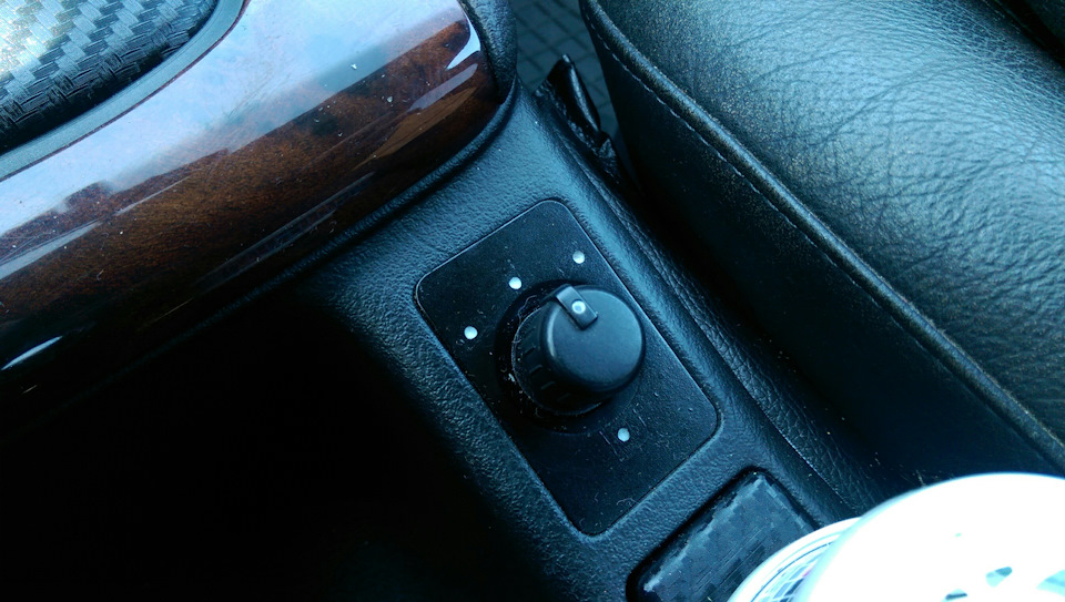 Регулятор зеркал — Audi A6 (C5), 2,7 л, 2002 года | стайлинг | DRIVE2