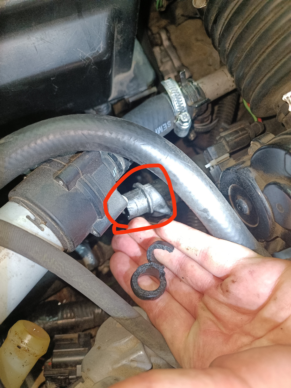 Потому что разваливается… — Jaguar X-Type