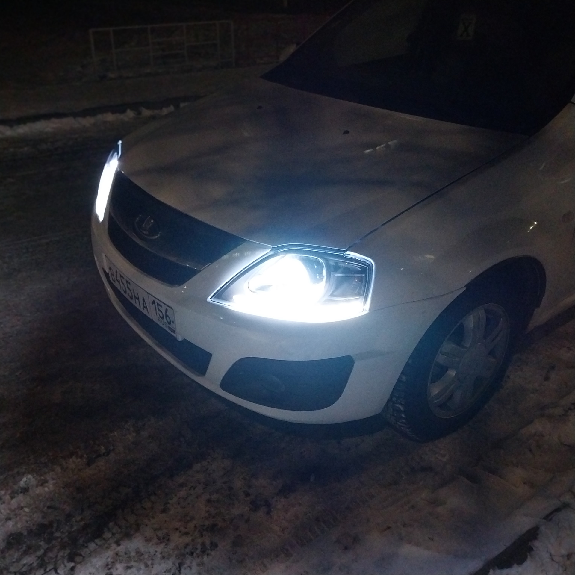 Лэд фары и свежий бампер на Ларгус — Lada Ларгус, 1,6 л, 2013 года ...