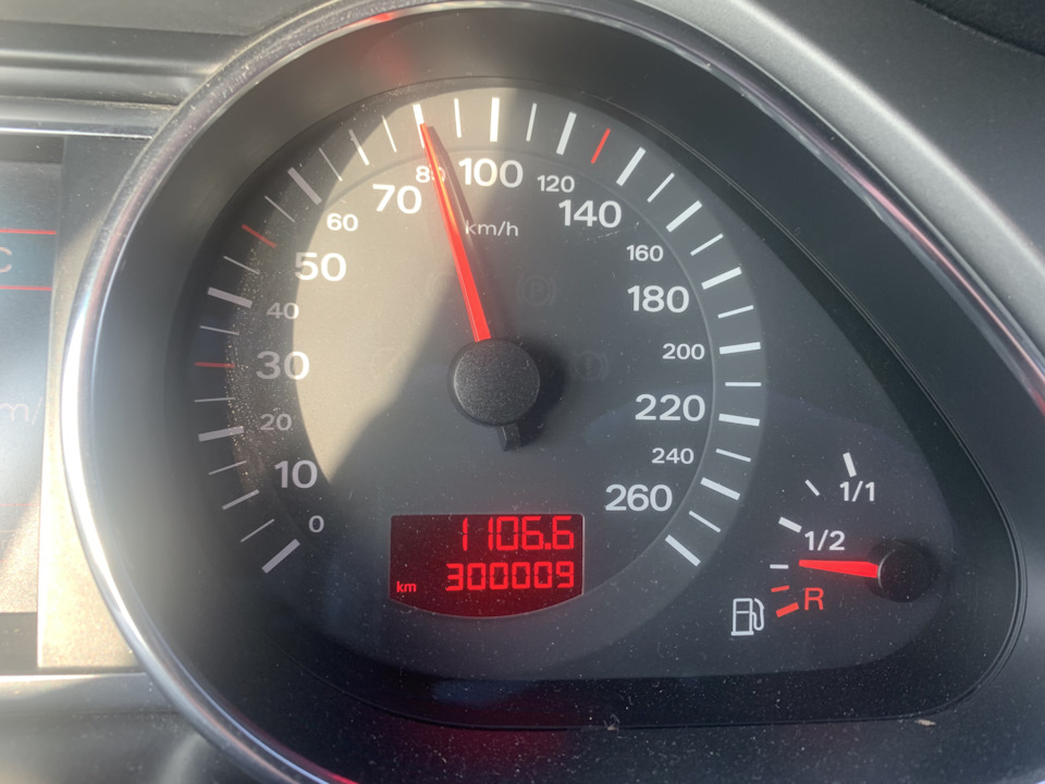 Почти красивые цифры — Audi Q7 (1G), 3 л, 2006 года | наблюдение | DRIVE2