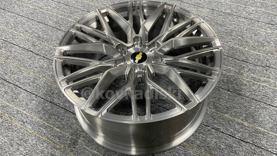 Кованые диски Chevrolet Tahoe — Geely Coolray, 1,5 л, 2021 года ...