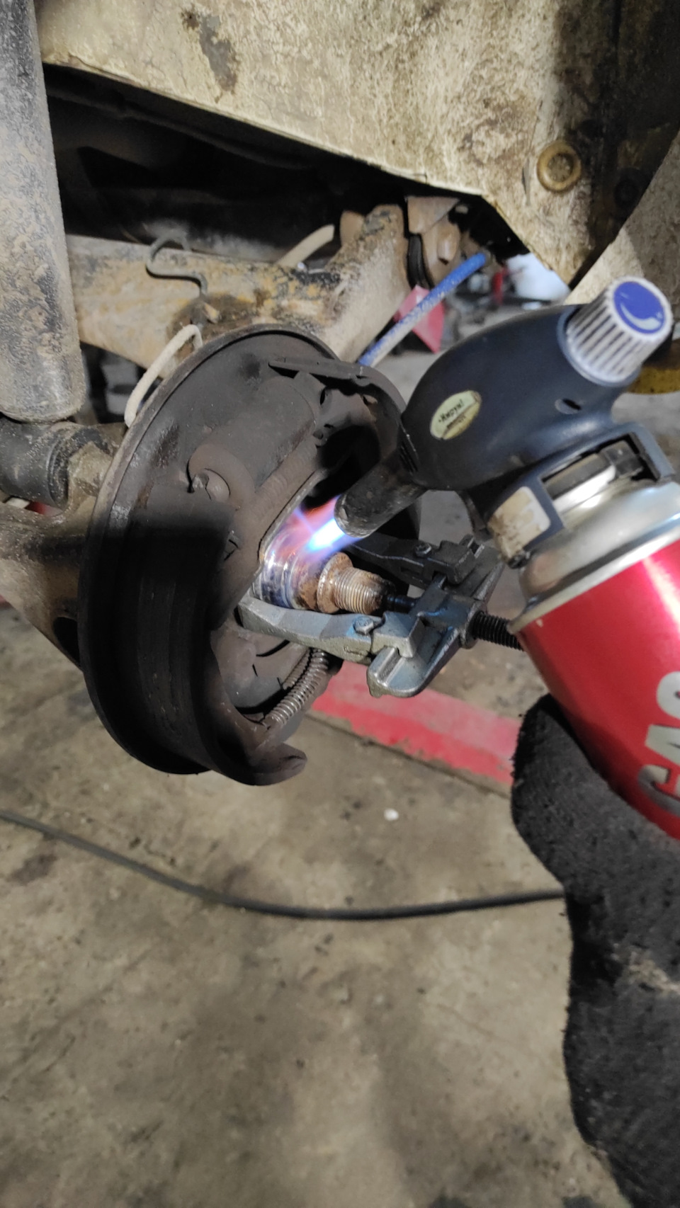 Отчётная запись-замена ступичных подшипников. — LADA 2114, 1,6 л., 2012 ...