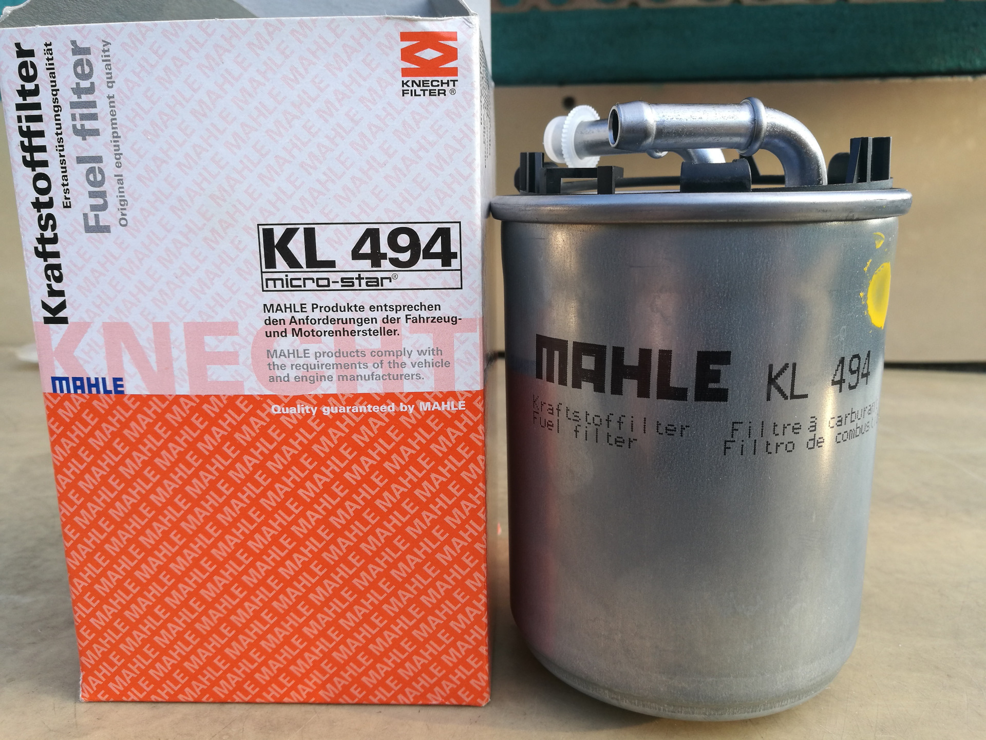 Mahle kl. KNECHT kl175. Kl84/2 топливный фильтр. KNECHT kl173. Kl1131 MAHLE.