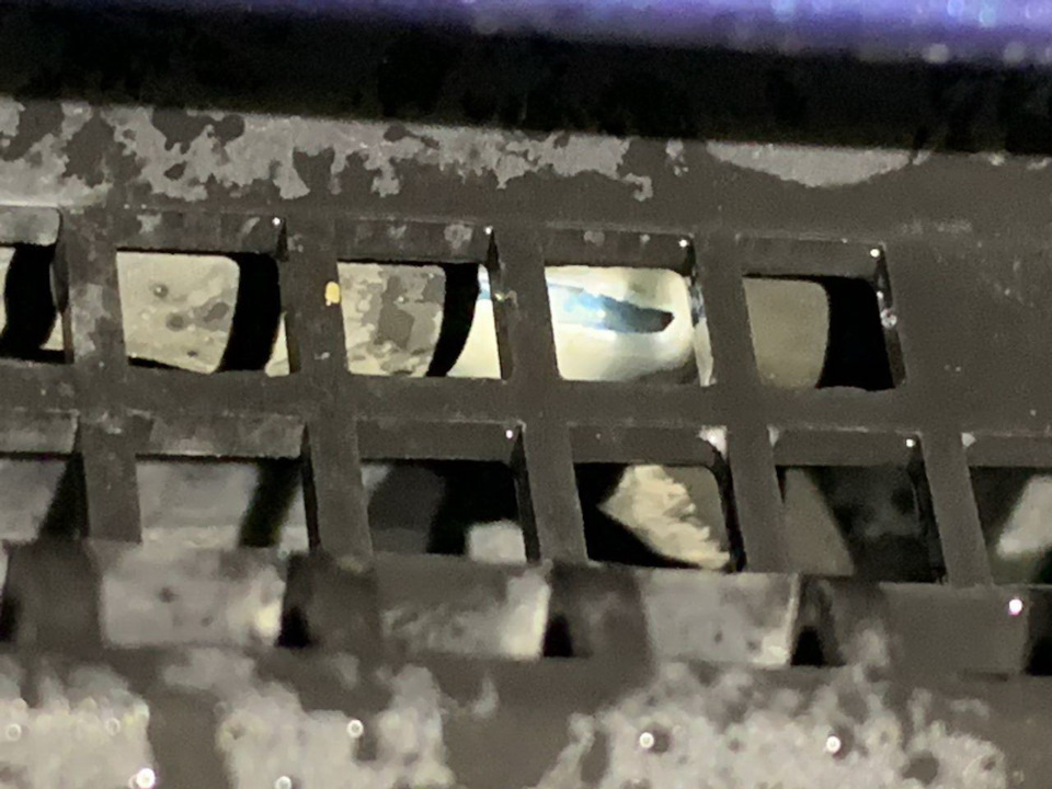 Forester XT 2013 (SJ). Лопнула магистраль брызгалки лобового стекла ...