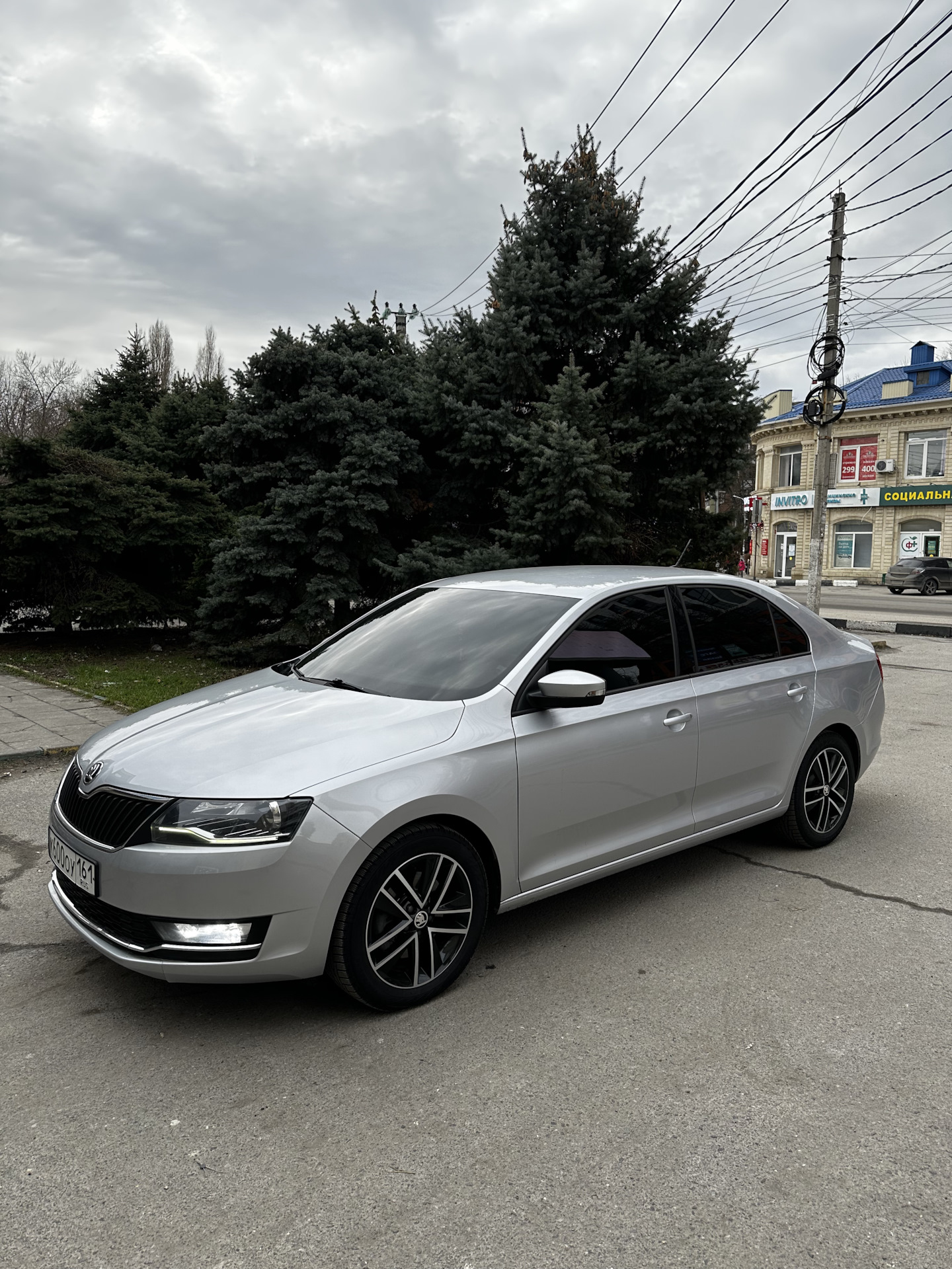 Купить Шкода Октавия 1.6 Автомат