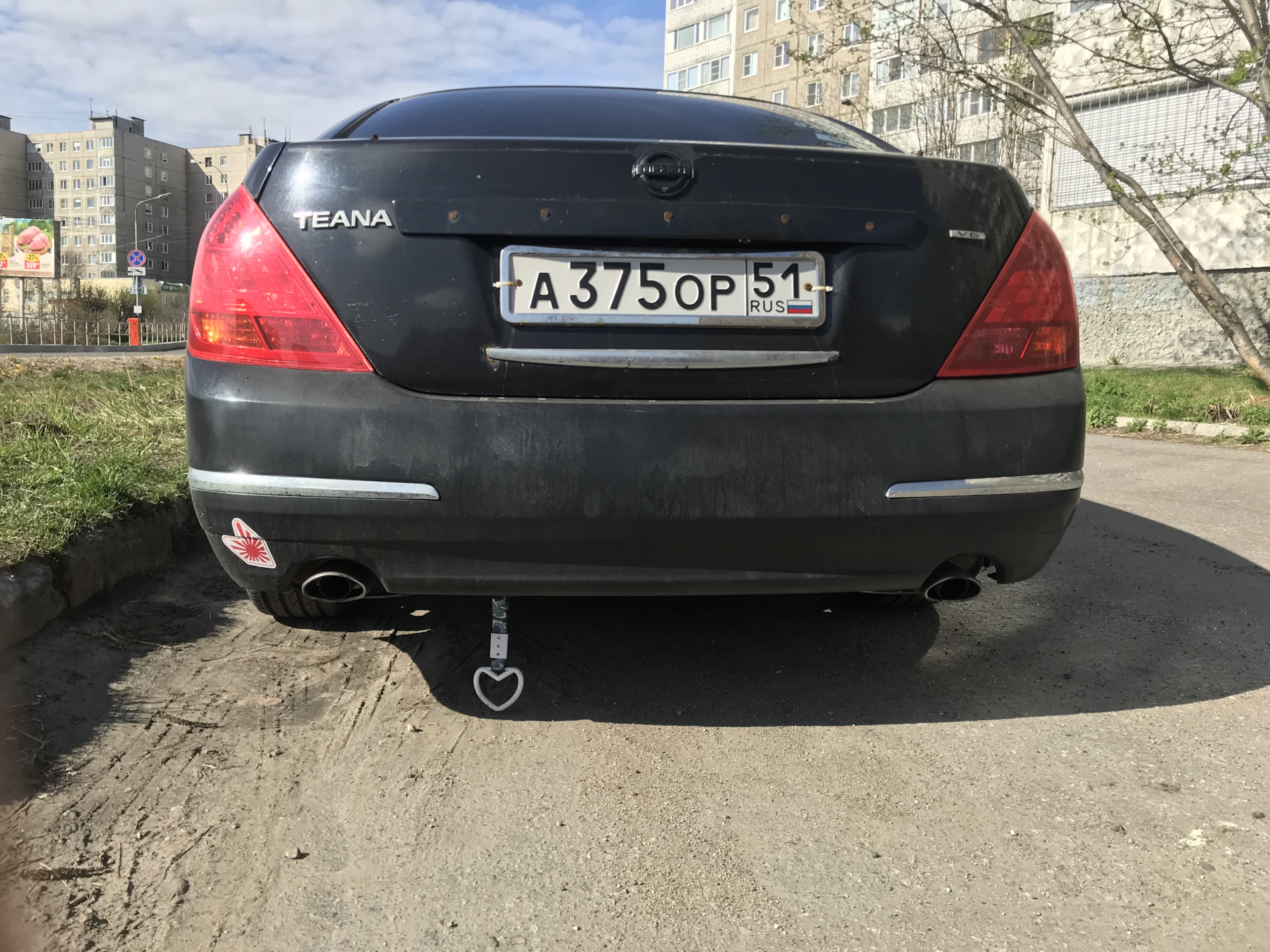 Вернули глушитель на место — Nissan Teana (J31), 2,3 л, 2007 года | визит  на сервис | DRIVE2