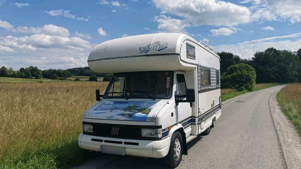 Дукато черный дым. Автодом Фиат Дукато. Fiat Ducato автодом. Фиат Дукато автодом 1991.