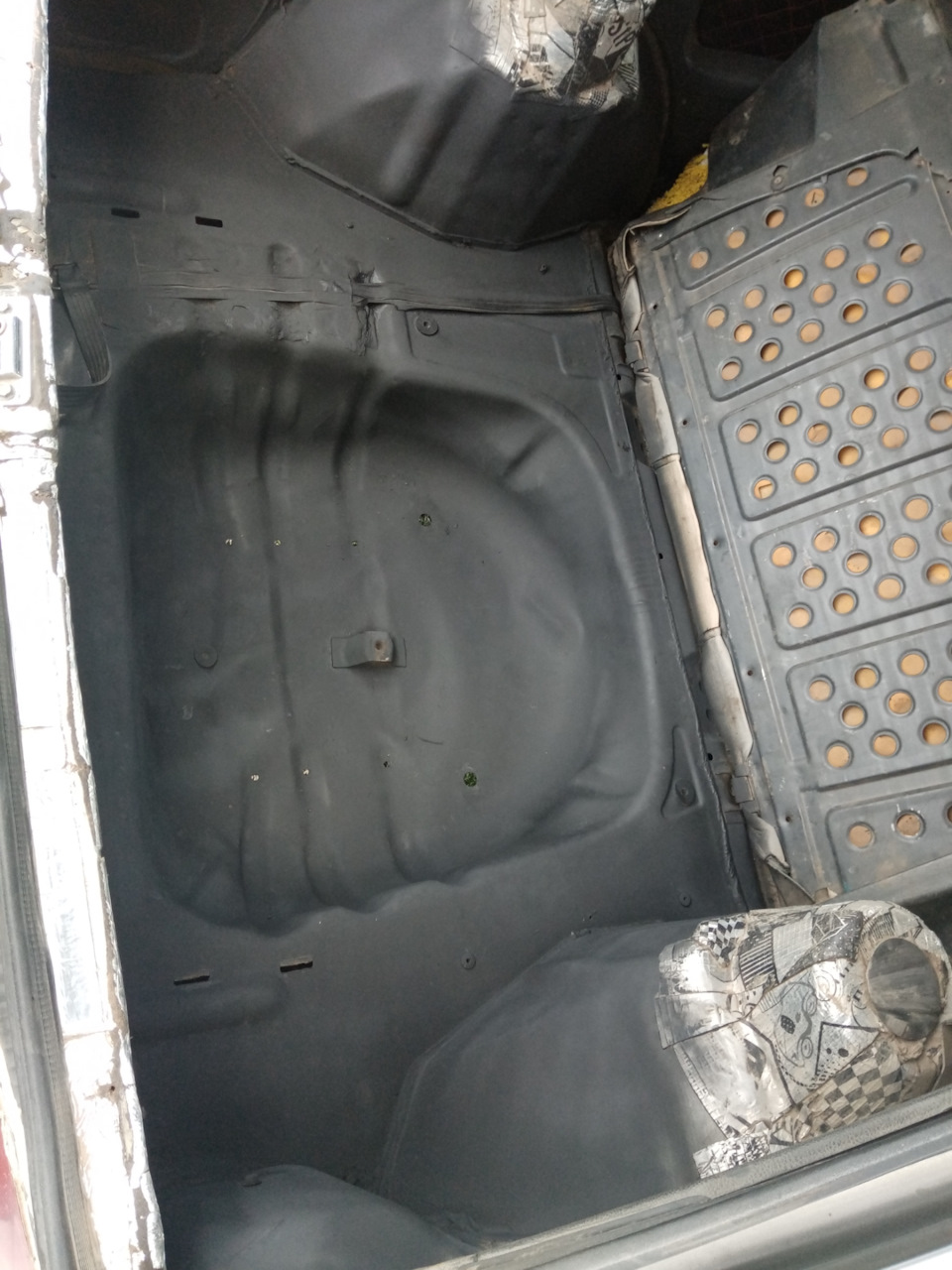 ШВИ пола и саб Ural Pobeda 18 — Lada 2108, 1,3 л, 1993 года | плановое ...