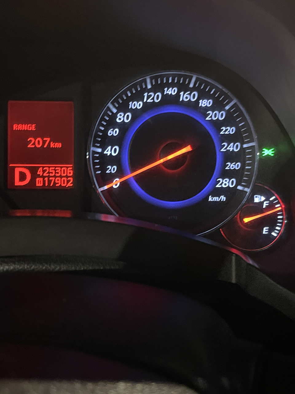 Врет стрелка бензина кто сталкивался в чем причина? — Infiniti FX (2G ...