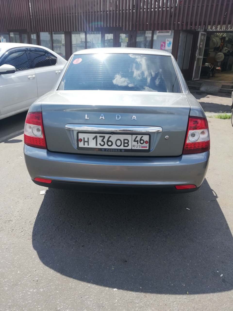 Новый бампер уже 2 по счету — Lada Приора седан, 1,6 л, 2007 года ...