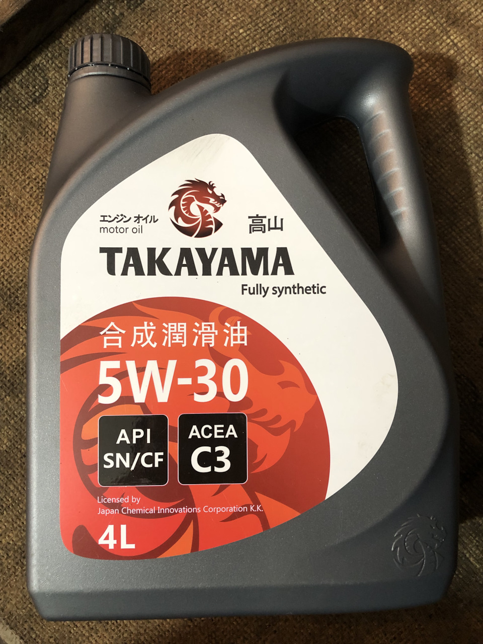 Масло двс фольксваген поло. Takayama 5w40. Масло Такаяма 5w30 синтетика. Масло моторное Takayama реклама.