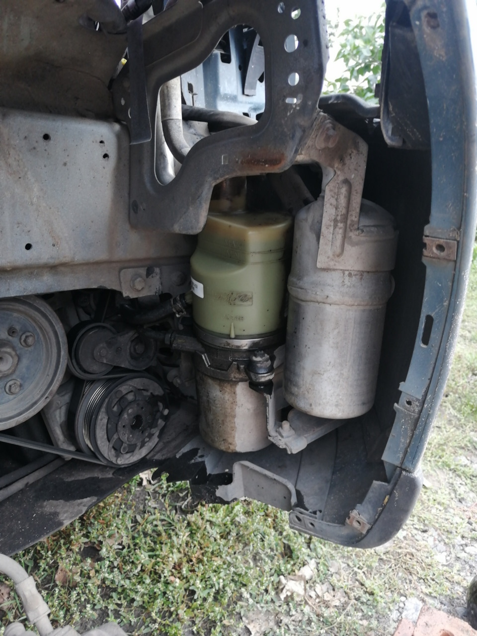 Замена масла в гуре — Volvo S40 (2G), 2,4 л, 2008 года | плановое ТО ...