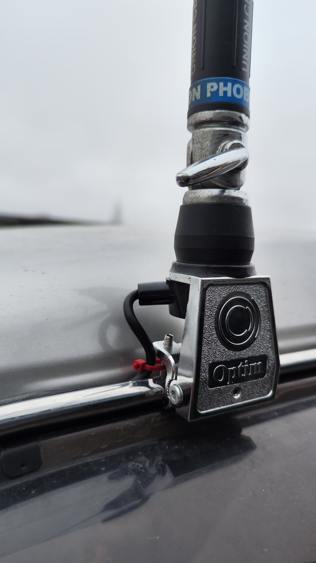 Прокладка антенного кабеля — Mitsubishi Pajero (2G), 2,8 л, 1996 года ...