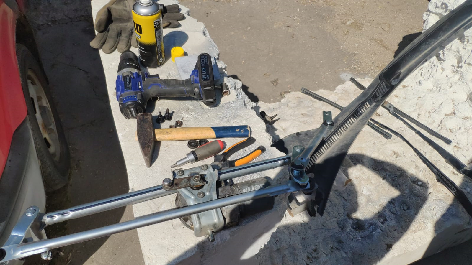 Замена трапеции, устоновка внешнего фильтра и полировка фар ...