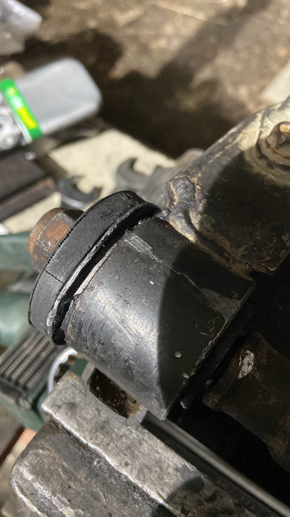 Не могу запрессовать — Mitsubishi Pajero (2G), 2,5 л., 1991 года ...