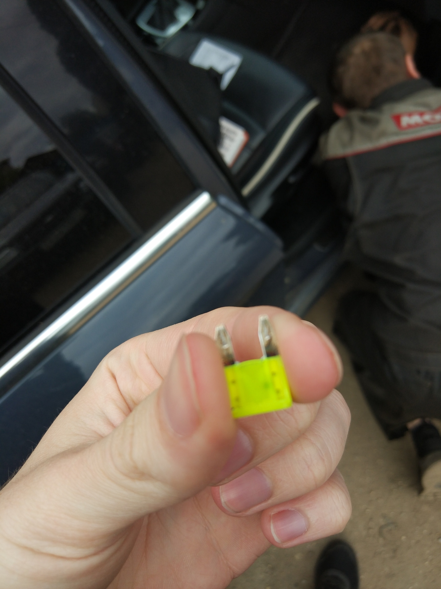 Сгорел предохранитель — Ford Mondeo IV, 2 л, 2013 года | электроника ...