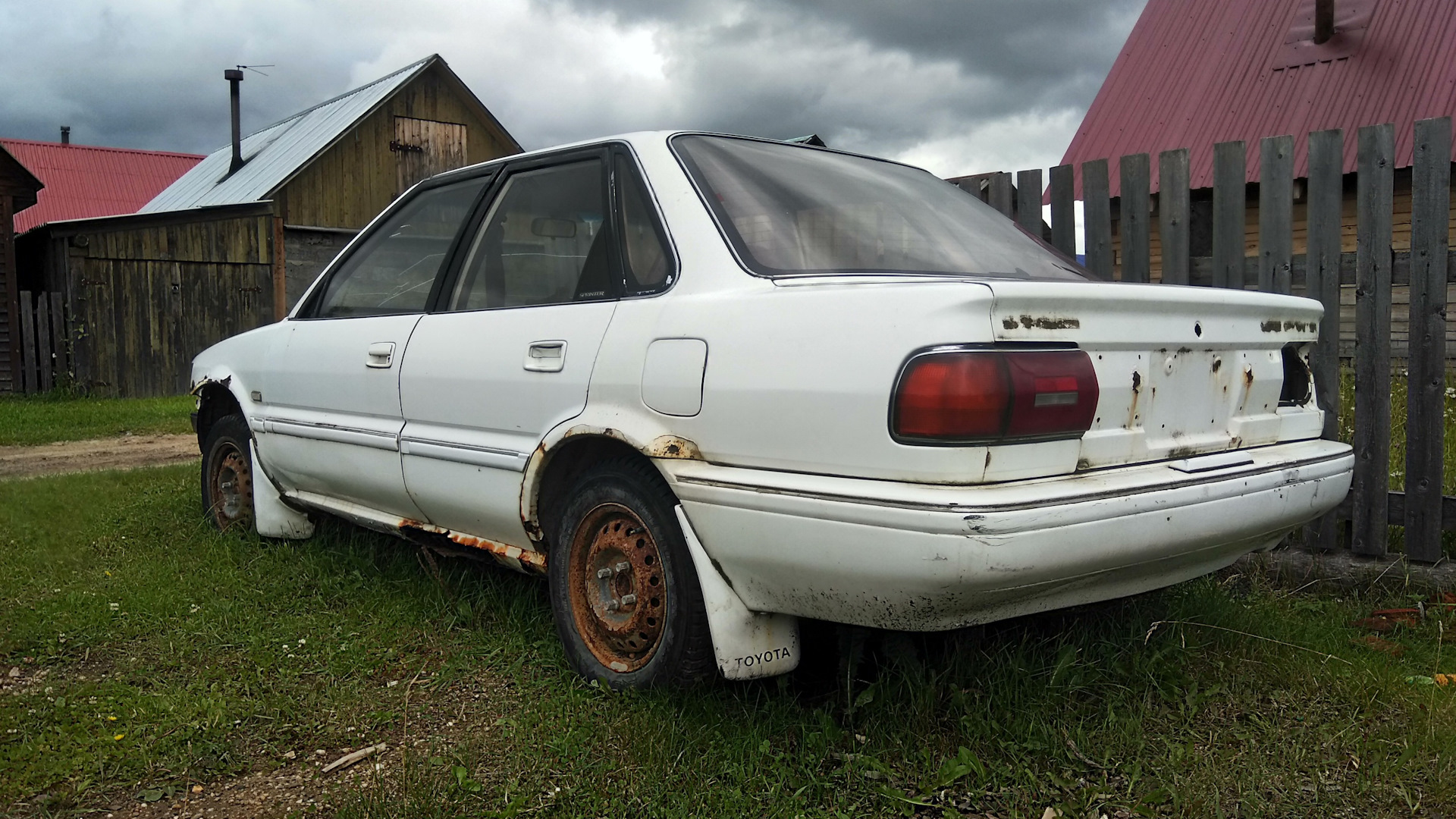 Тойота спринтер 91 год. Тойота Спринтер 90. Toyota Sprinter ae91. Toyota Sprinter se Saloon. Тойота Спринтер 91г.