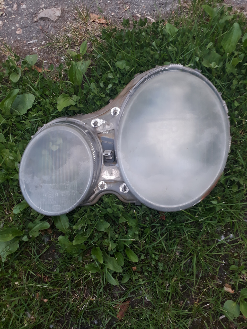 Полировка фар — Mercedes-Benz E-class (W210), 2,8 л, 1997 года | своими ...