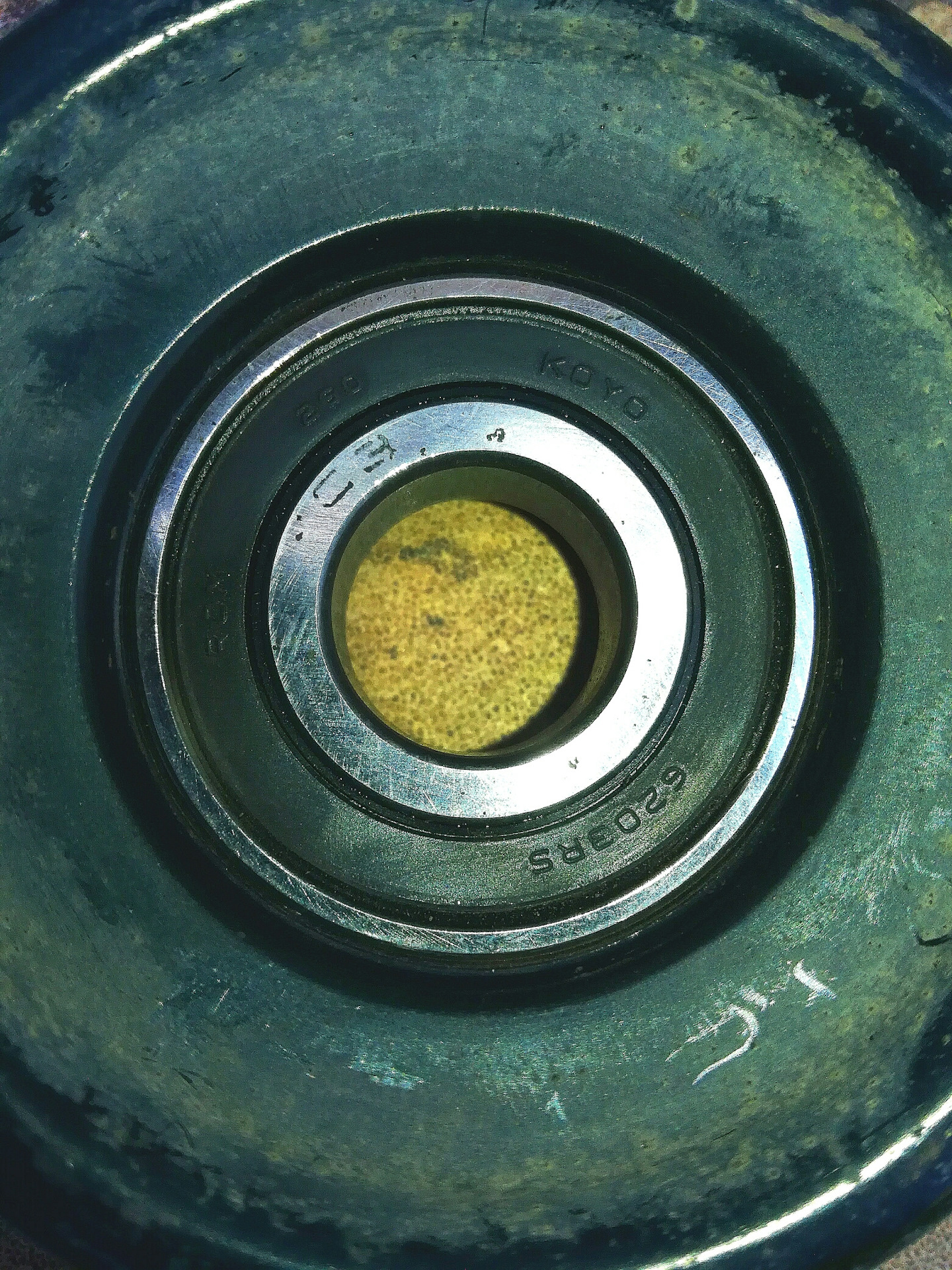 Подшипник натяжного ролика на хендай солярис. Подшипник генератора солярис 1. Подшипник на на обводной ролик хундай солярис. Подшипник натяжителя ремня солярис. Какие подшипники роликах солярис.