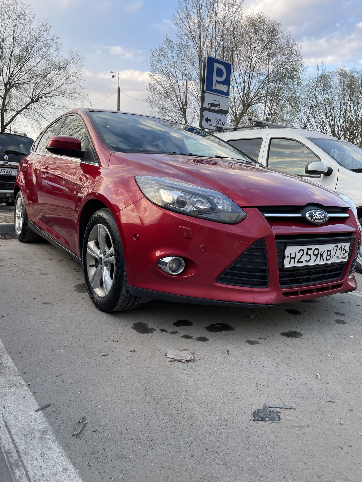 Форд фокус 3 поколения. Ремонт ford. Форд фокус 3 рестайлинг интерьер. Орбита сервис форд. Форд обслуживание.