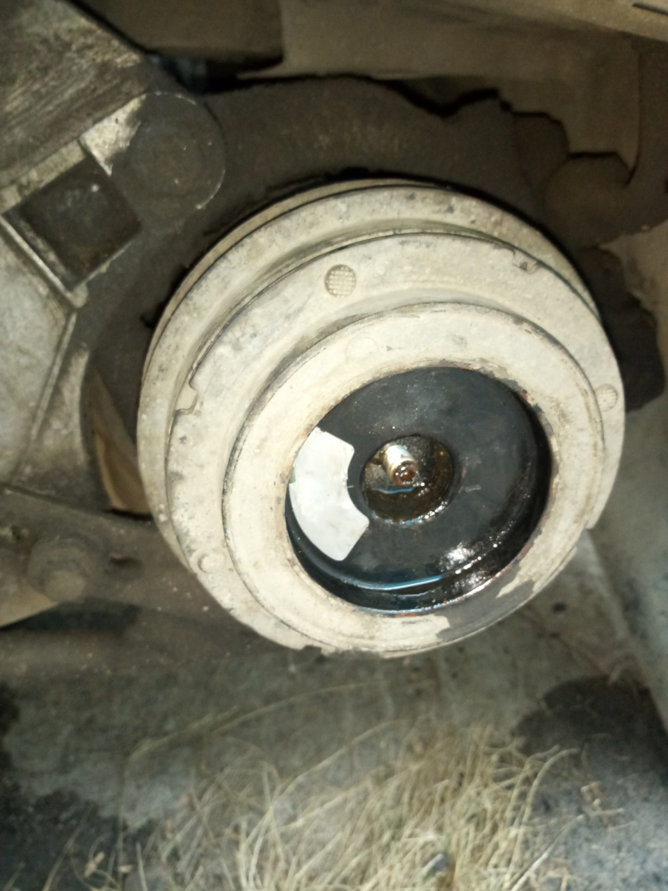 Как поменять подшипник компрессора кондиционера? — Audi 200 (20v), 2,2 ...