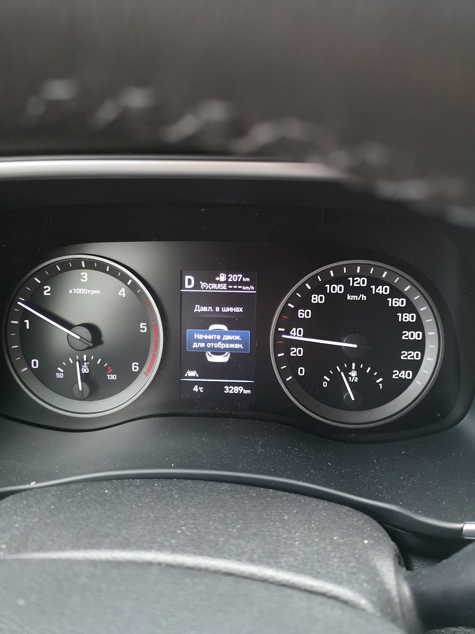 что такое tpms на хендай туссан. gyAAAgHlsuA 960. что такое tpms на хендай туссан фото. что такое tpms на хендай туссан-gyAAAgHlsuA 960. картинка что такое tpms на хендай туссан. картинка gyAAAgHlsuA 960. После смены колёс на зимний комплект у меня появилась ошибка системы TPMS(на этом комплекте установлены неоригинальные датчики давления с Али, отработали уже 2 зимы).TPMS (англ. tire pressure monitoring system) — Система контроля давления в шинах.К сожалению наша система не показывает проблемный датчик (или датчики), а сам значок ошибки нельзя спрятать.