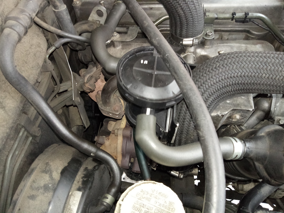 Маслоотделитель Хундай на 4М40 — Mitsubishi Pajero (2G), 2,8 л, 1994 ...