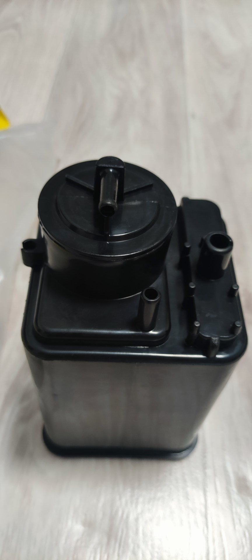 Замена абсорбера вентиляции бензобака. — Toyota Land Cruiser Prado 120 ...