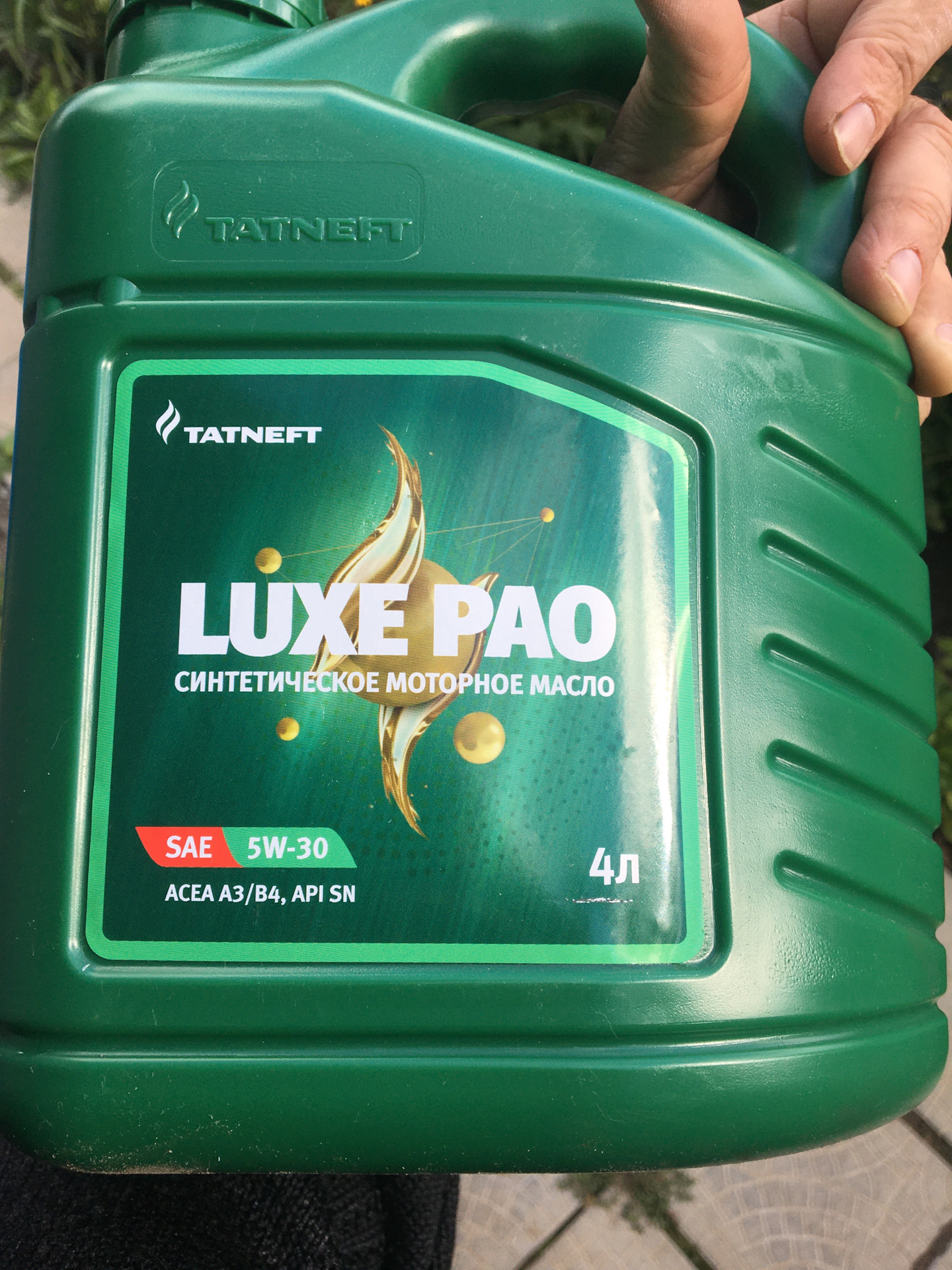 Татнефть люкс пао отзывы. TATNEFT Luxe Pao. Татнефть Luxe Pao 5w-40. Татнефть Luxe Pao 1051573. Татнефть Люкс-3.