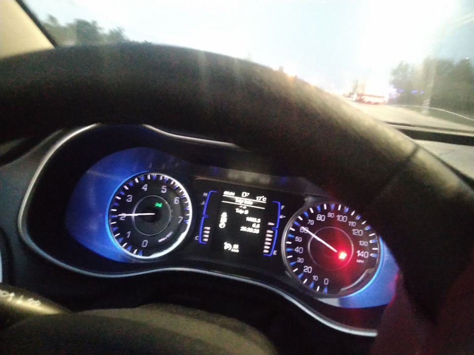 Панель — Chrysler 200 (2G)