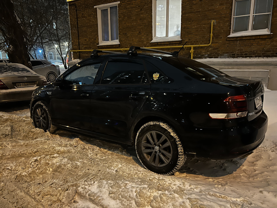 Замена задних колодок — Volkswagen Polo Sedan, 1,4 л, 2019 года ...
