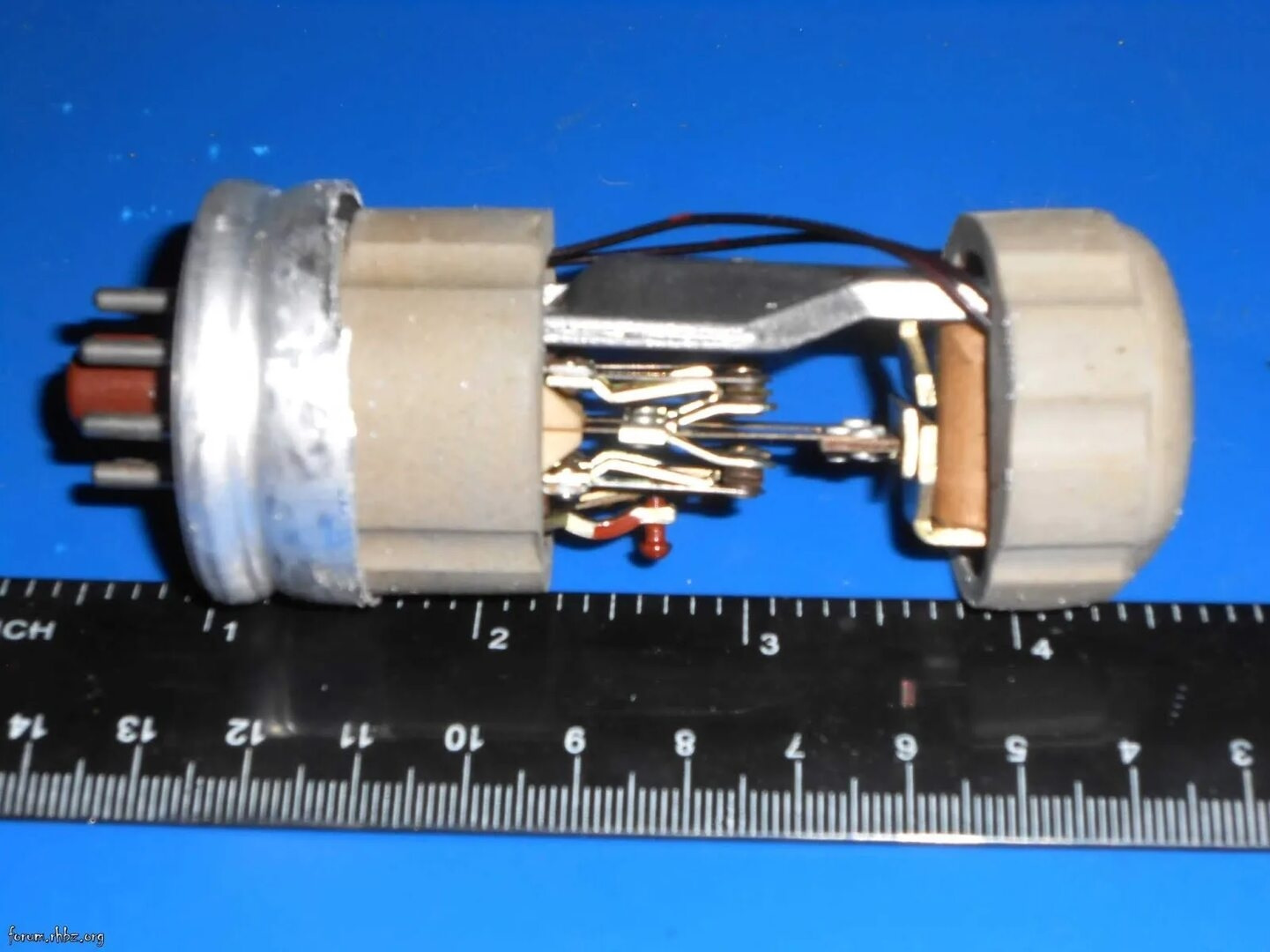 Актей ва12 оптико-акустический датчик. Ва 12 8. Выключатель актей ва-12 оптико-акустический светильник. Звонковый трансформатор itr schneider electric 25ва 12/24в. Вибропреобразователь ва-12,8.