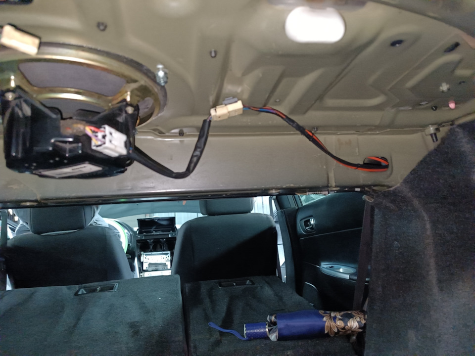 Саб в заднюю полку — Mazda 6 (1G) GG, 2,3 л, 2003 года | автозвук | DRIVE2