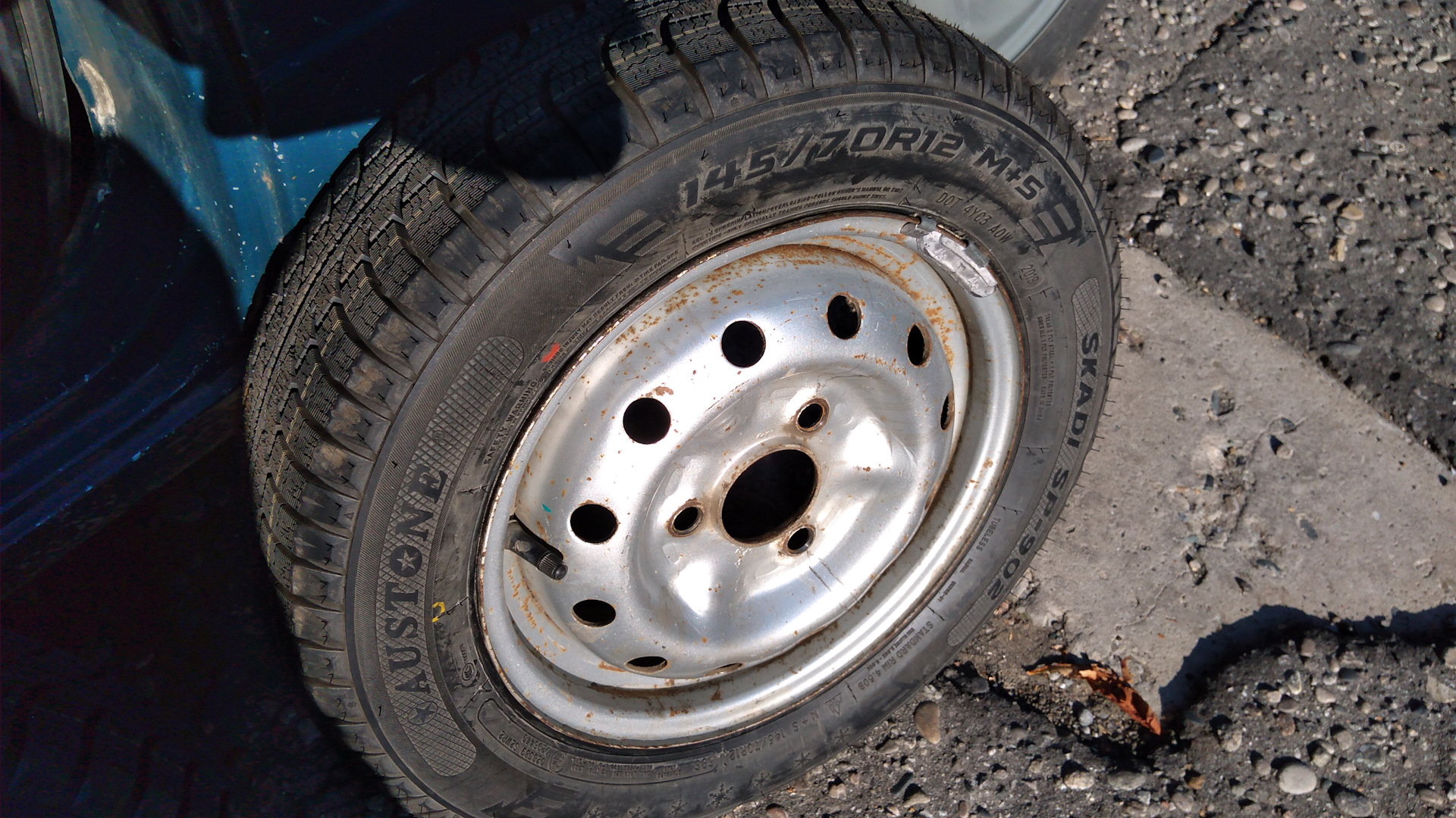 Новые привода + карданчик от калины+ремкомплект кулисы + зимняя резина ...