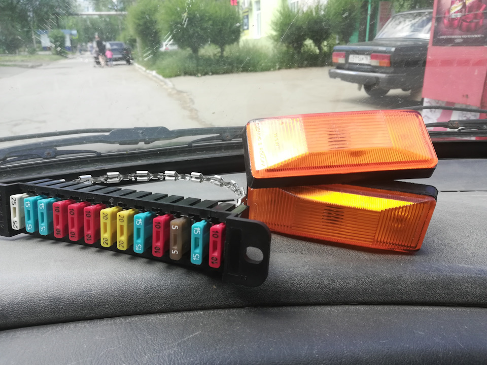 Новый блок предохранителей — Lada 2131, 1,7 л, 1998 года | электроника ...