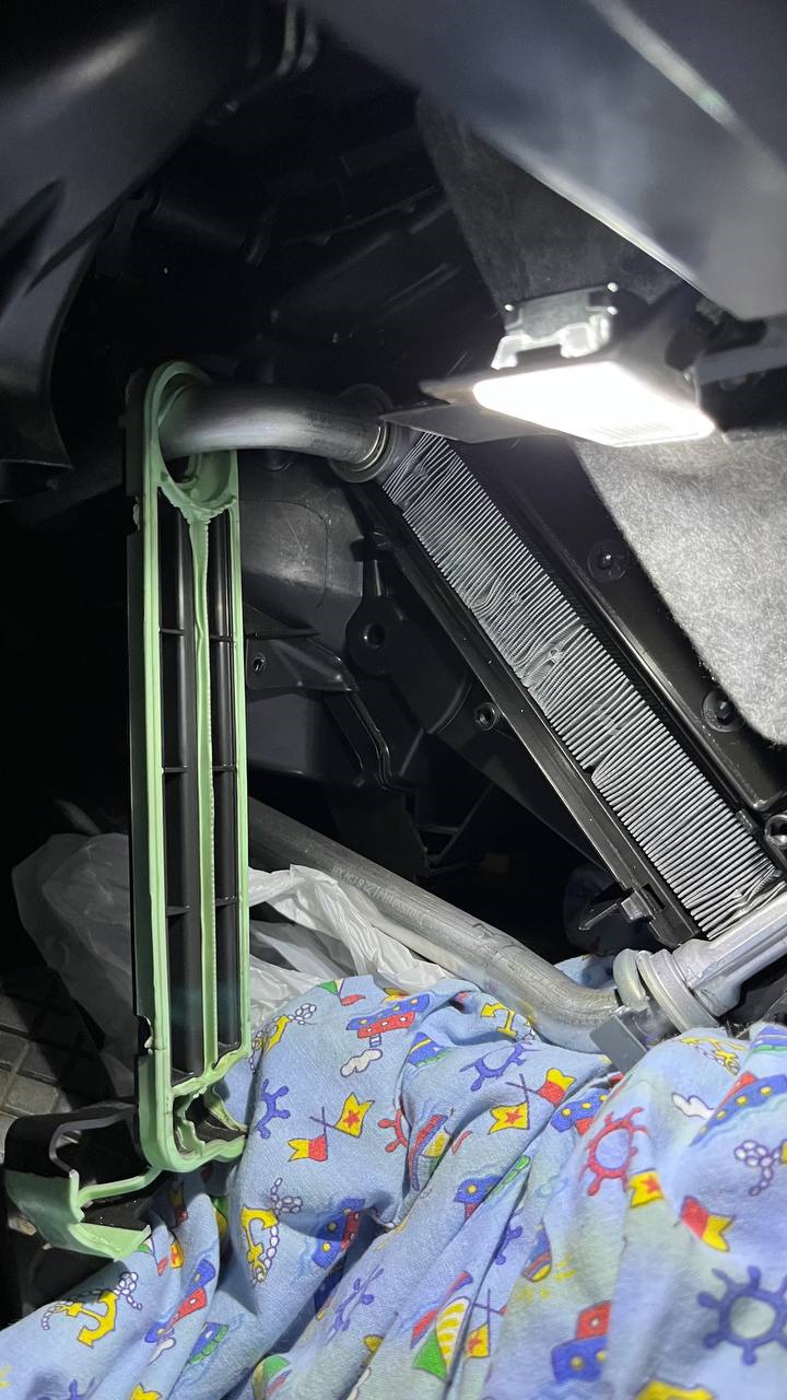 Снял крышку с радиатора — Skoda Octavia A7 Mk3