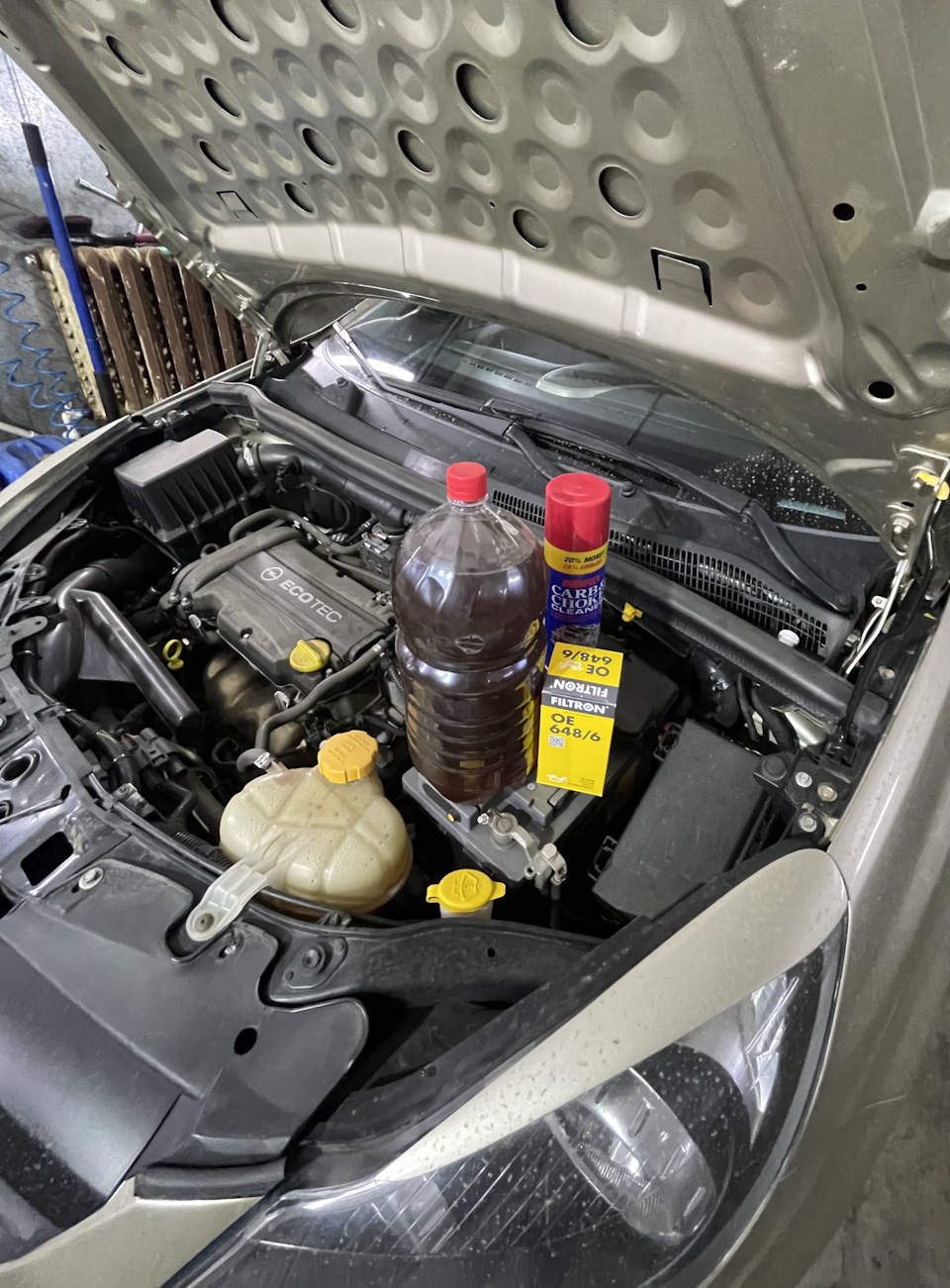 Замена масла, чистка дросселя. — Opel Corsa D, 1,2 л, 2007 года ...
