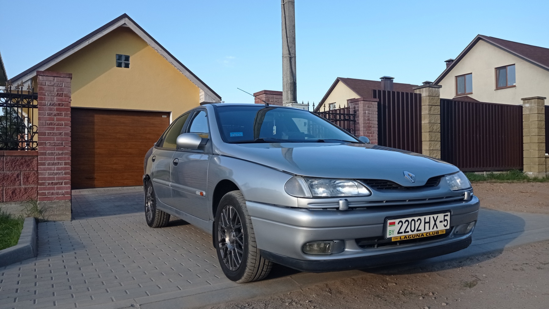 Renault Laguna I 1.9 бензиновый 1994 | I 2,0 n7q на DRIVE2