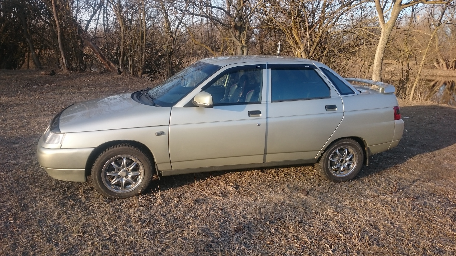 Lada 21103 1.5 бензиновый 2004 | цвет 